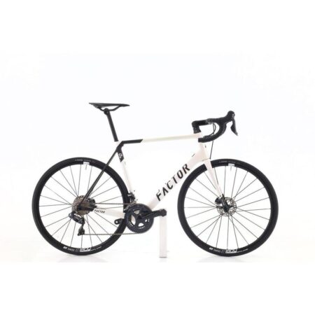 Vélo de route reconditionné ·  O2 Di2 11V · Très bon état