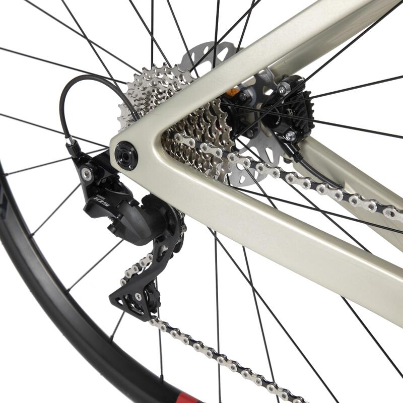 Vélo route femme EDR carbone Disc shimano 105 beige – Image 6