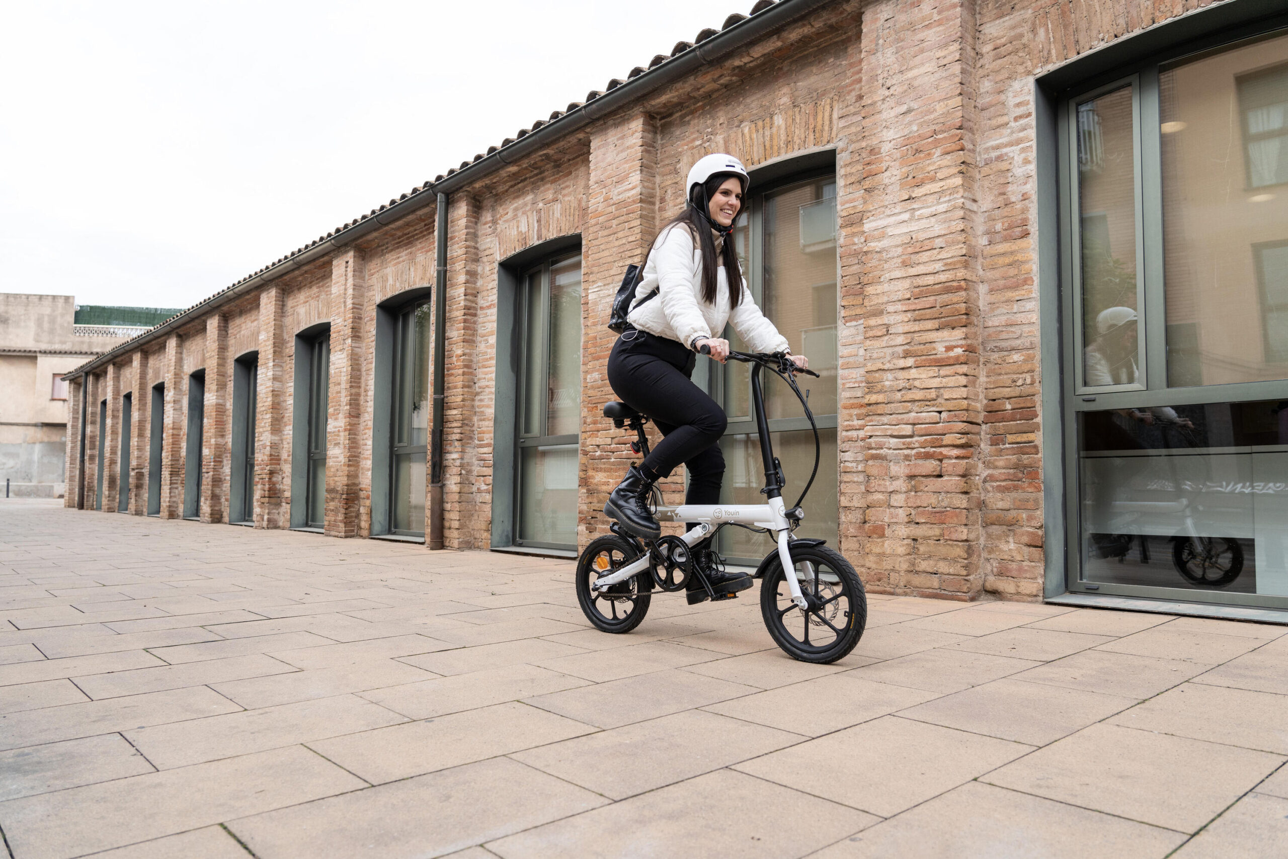VTC électrique Winora Tria 10 - 500 Wh – Image 9
